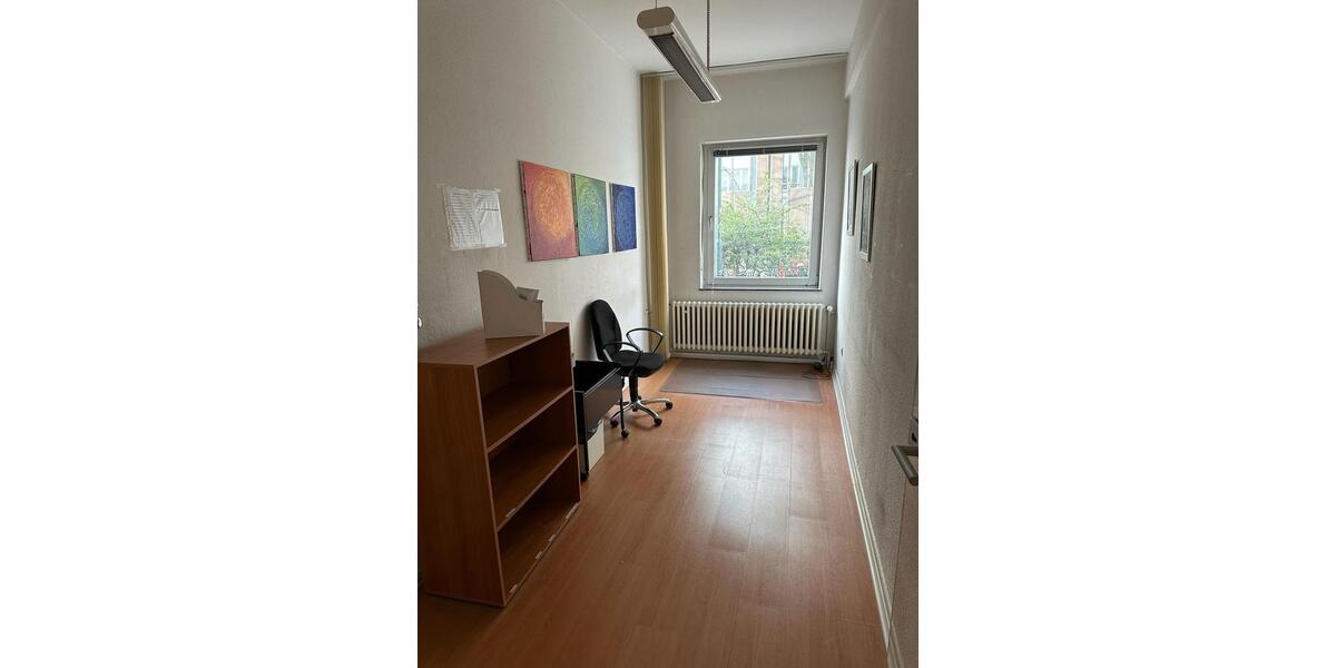 Gewerbeobjekt Düsseldorf Stadtbezirk 3 - 1.750&euro; | Angebot:25309918