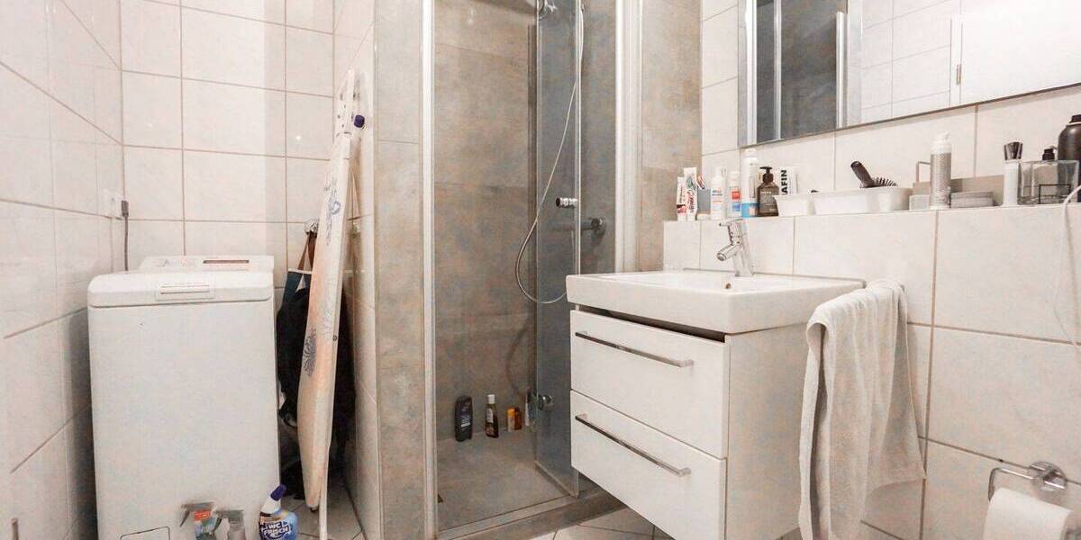 Etagenwohnung Düsseldorf Niederkassel - 3 Zimmer, 74 m&sup2;, 1.743&euro; | Angebot:26107834