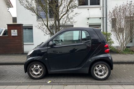 Smart ForTwo 35.078 km 6.200 &euro; Köln 50999