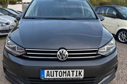 VW Touran 260.000 km 12.499 &euro; Köln 51107