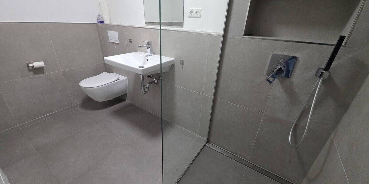 Etagenwohnung Hilden Forstbach - 3 Zimmer, 107 m&sup2;, 1.650&euro; | Angebot:26092773