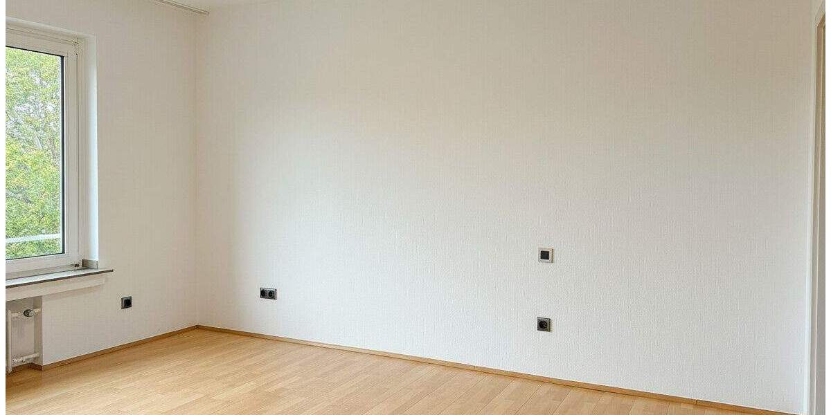 Etagenwohnung Düsseldorf Düsseltal - 3 Zimmer, 121 m&sup2;, 1.770&euro; | Angebot:25687711