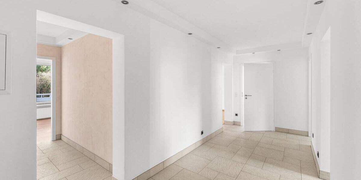 Etagenwohnung Düsseldorf Bilk - 4 Zimmer, 128 m&sup2;, 495.000&euro; | Angebot:25686849