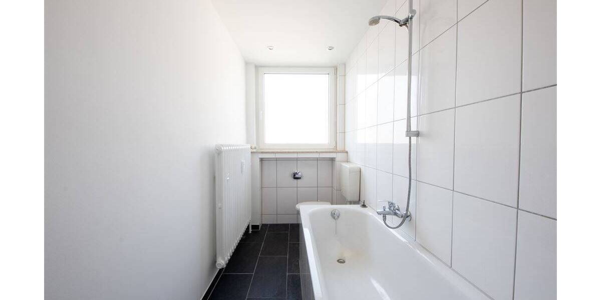 Etagenwohnung Düsseldorf Golzheim - 2 Zimmer, 359.900&euro; | Angebot:26190286