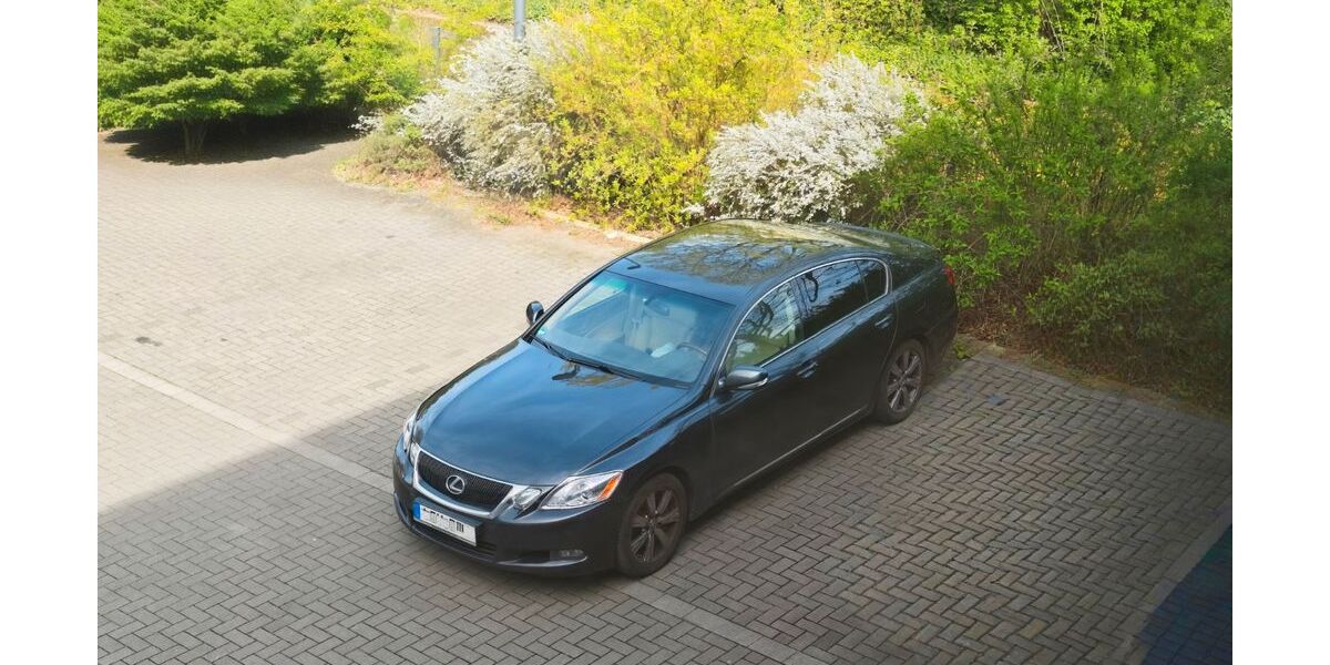 Lexus GS 300 190.000 km 9.900 &euro; Leverkusen 51371