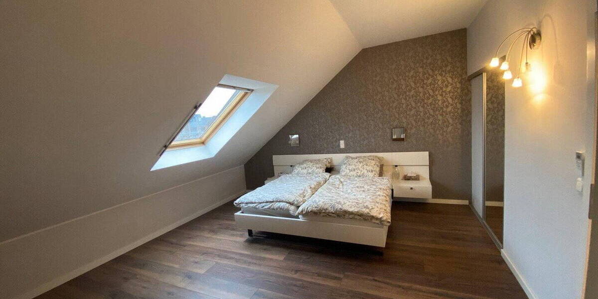 Reihenmittelhaus Leverkusen Hitdorf - 5 Zimmer, 138 m&sup2;, 579.000&euro; | Angebot:26265822