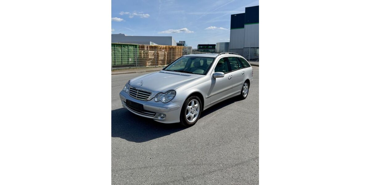Mercedes-Benz C 220 258.701 km 3.999 &euro; Langenfeld 40764