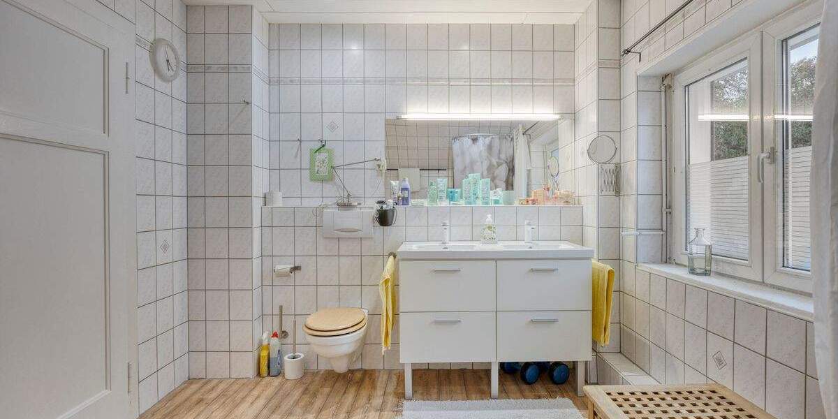 Doppelhaushälfte Düsseldorf Wittlaer - 2 Zimmer, 89 m&sup2;, 398.000&euro; | Angebot:25687695