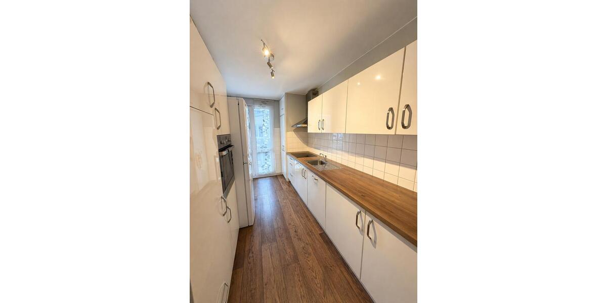 Hochparterre Köln Innenstadt - 3 Zimmer, 90 m&sup2;, 417.000&euro; | Angebot:26256476