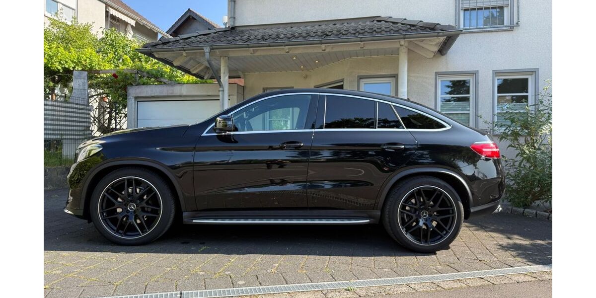 Mercedes-Benz GLE 350 134.000 km 40.000 &euro; Bergisch Gladbach 51469