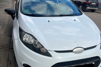 Ford Fiesta 284.708 km 850 &euro; Köln 50933
