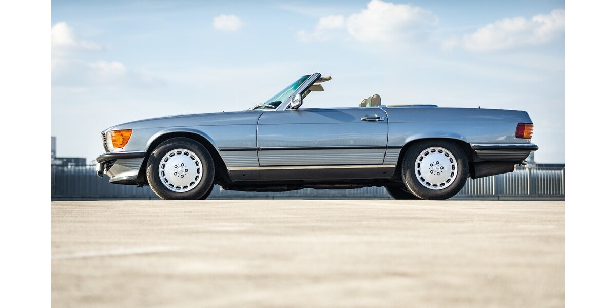 Mercedes-Benz SL 560 116.000 km 42.000 &euro; Köln 50667