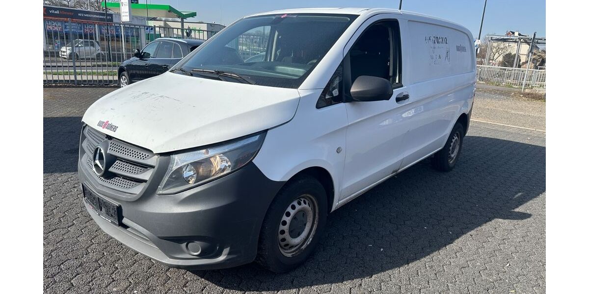 Mercedes-Benz Vito 220.000 km 4.999 &euro; Köln 50999