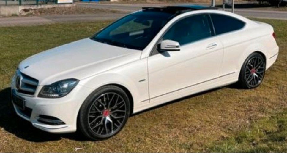 Mercedes-Benz C 350 212.500 km 12.200 &euro; Remscheid 42857