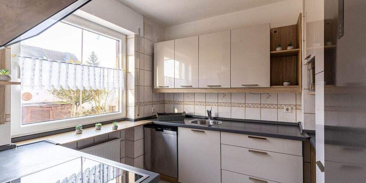 Reihenendhaus Neuss Grefrath - 5 Zimmer, 117 m&sup2;, 429.000&euro; | Angebot:25736311