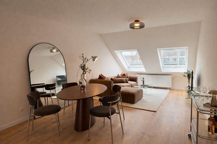 Wohnung Düsseldorf Stadtmitte - 2 Zimmer, 70 m&sup2;, 1.240&euro; | Angebot:25999529