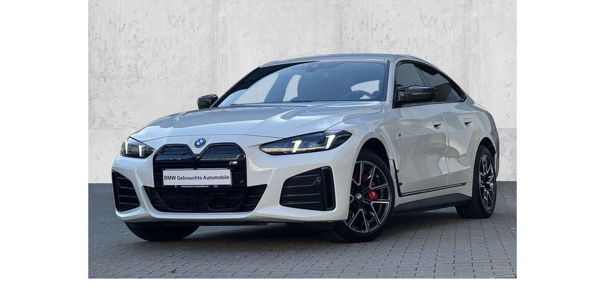 BMW i4 11.270 km 49.880 &euro; Wuppertal 42117