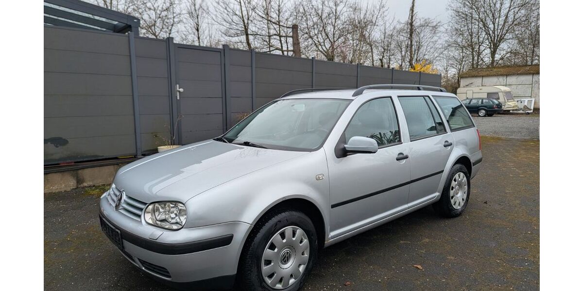 VW Golf 115.000 km 3.350 &euro; Wermelskirchen 42929