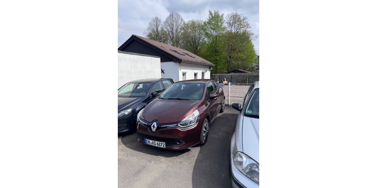 Renault Clio 121.000 km 4.600 &euro; Remscheid 42853