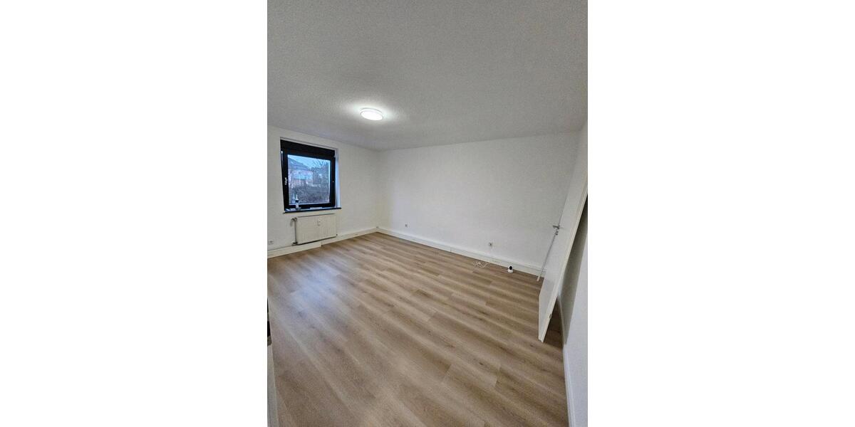 Etagenwohnung Solingen Höhscheid - 2 Zimmer, 51 m&sup2;, 900&euro; | Angebot:26044653