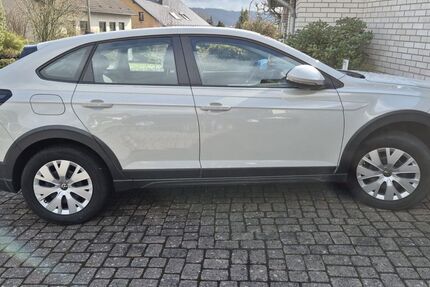 VW Taigo 45.000 km 15.900 &euro; Köln 50679