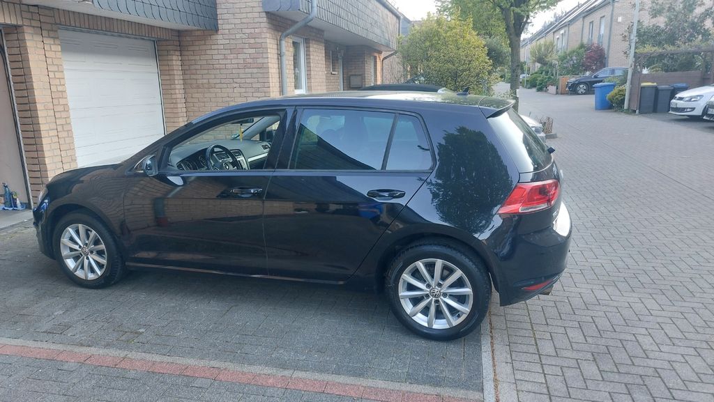 VW Golf 209.500 km 6.999 &euro; Frechen 50226