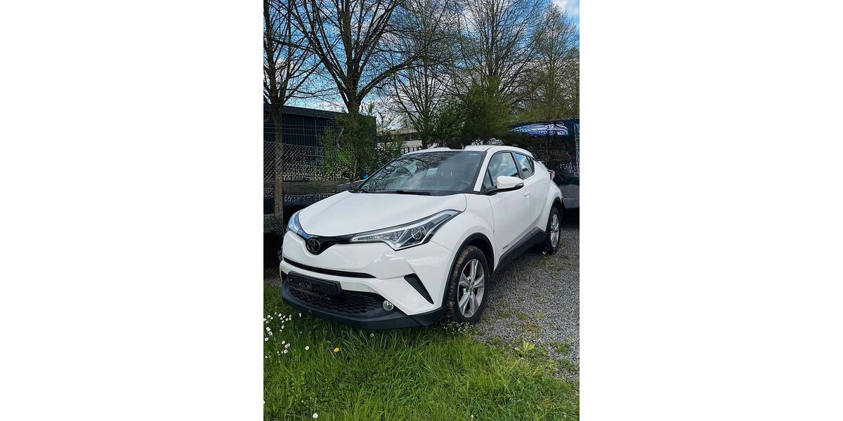 Toyota C-HR 69.000 km 13.900 &euro; Köln (Ostheim) 51107