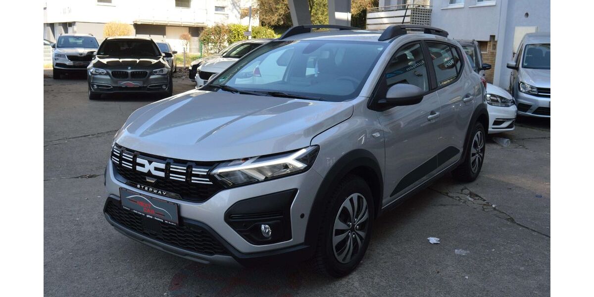 Dacia Sandero 90.000 km 11.750 &euro; Mülheim an der Ruhr 45473