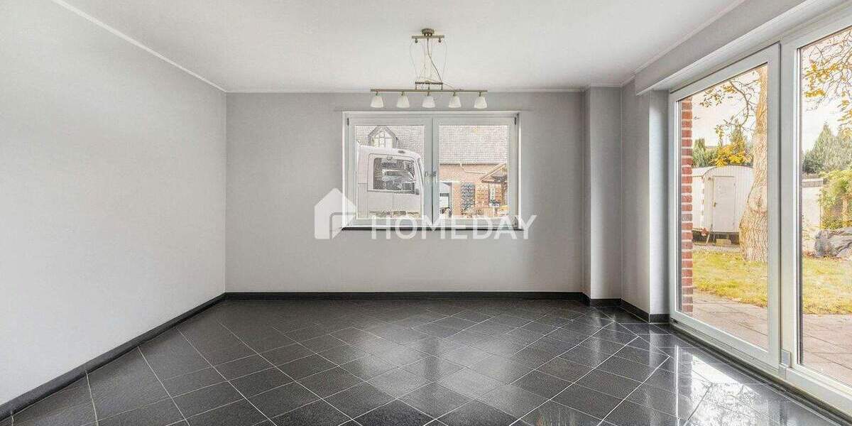 Einfamilienhaus Neuss Holzheim - 7 Zimmer, 253 m&sup2;, 870.000&euro; | Angebot:25694090