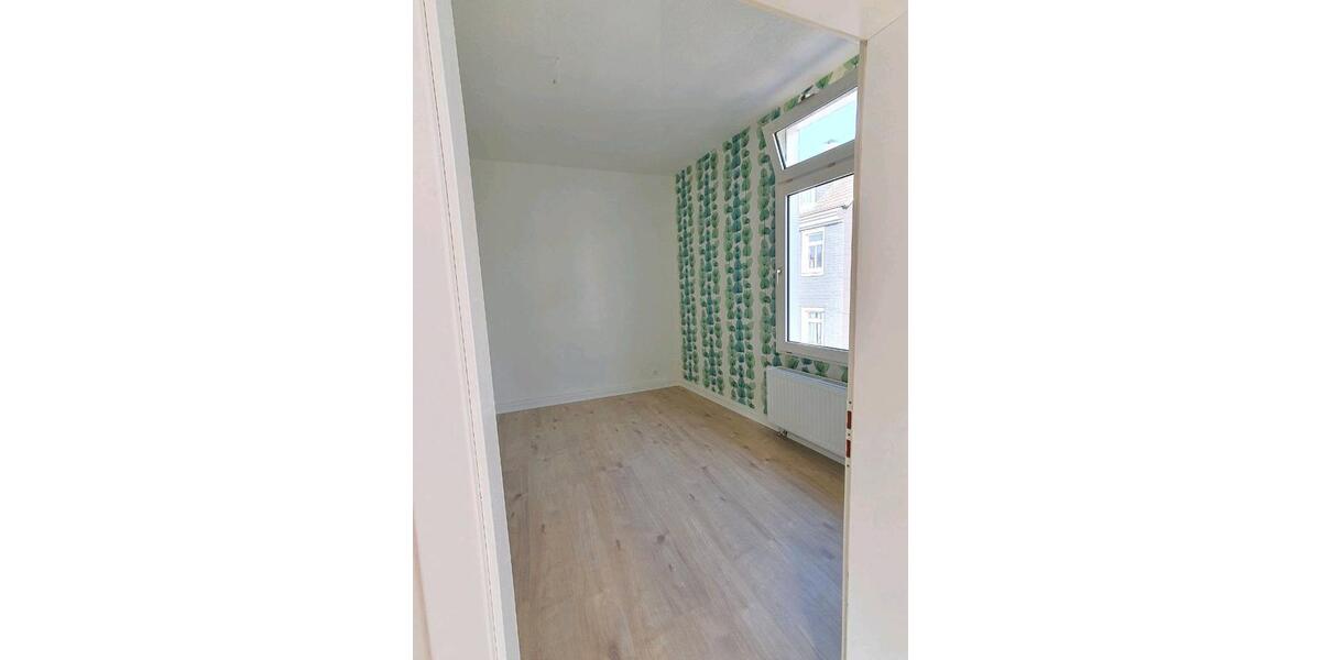 Etagenwohnung Wuppertal Gemarkung Langerfeld - 2 Zimmer, 67 m&sup2;, 85.000&euro; | Angebot:26109211