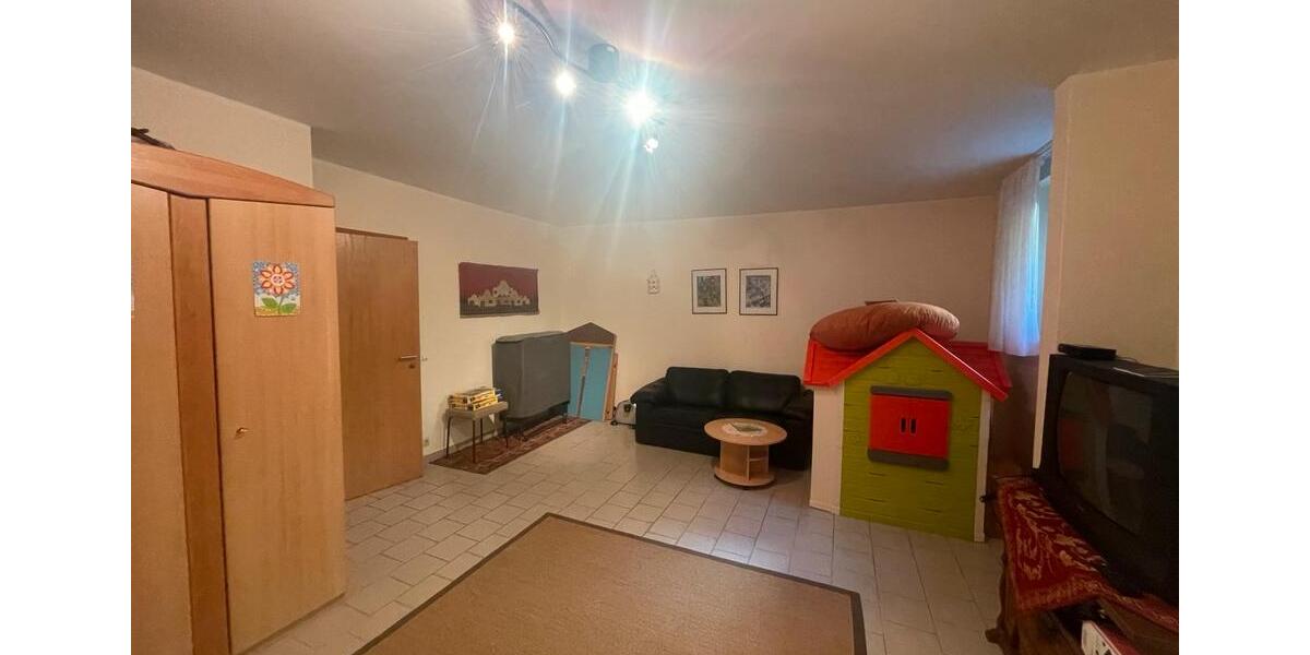 Erdgeschoßwohnung Bergisch Gladbach Alt-Frankenforst - 5 Zimmer, 140 m&sup2;, 460.000&euro; | Angebot:27044139
