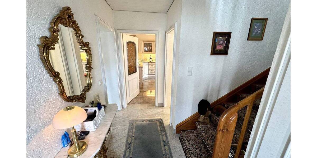 Mehrfamilienhaus, Wohnhaus Leverkusen Bürrig - 6 Zimmer, 159 m&sup2;, 599.000&euro; | Angebot:25926433