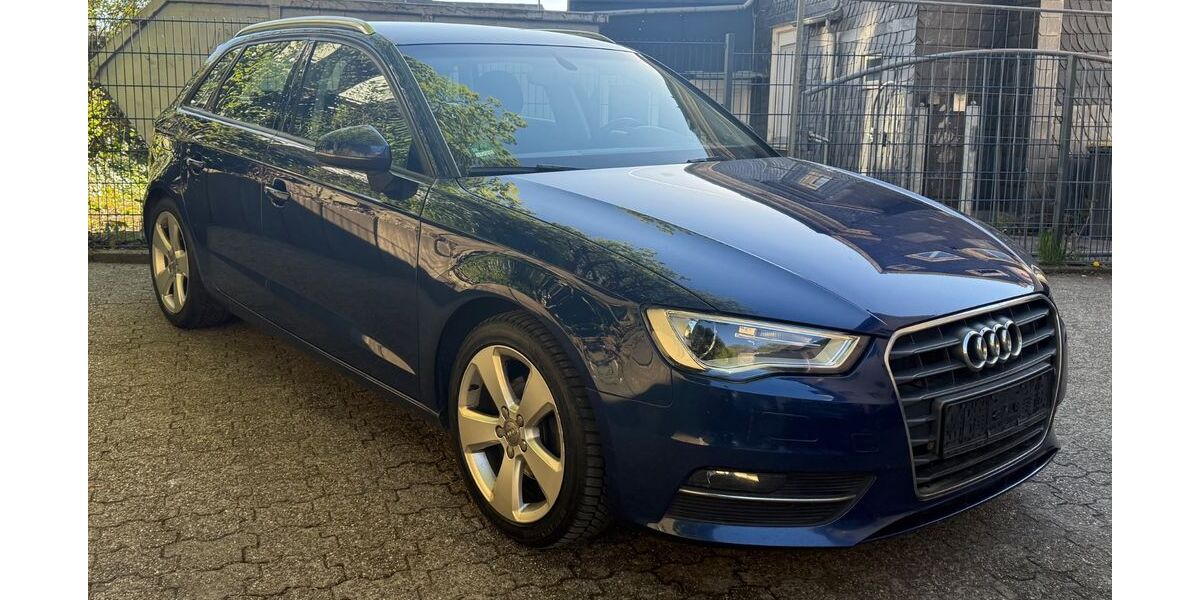 Audi A3 282.000 km 8.300 &euro; Remscheid 42855
