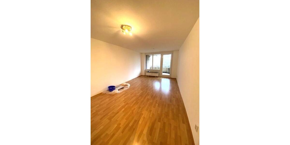 Etagenwohnung Düsseldorf Lörick - 2 Zimmer, 67 m&sup2;, 1.230&euro; | Angebot:26295365