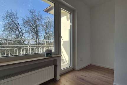 Wohnung Solingen Mitte - 2 Zimmer, 45 m&sup2;, 450&euro; | Angebot:25353727