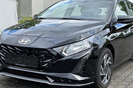 Hyundai i20 16.600 km 17.750 &euro; Willich 47877
