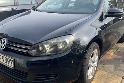VW Golf 192.000 km 2.380 &euro; Köln 51061