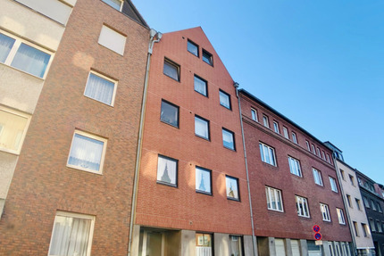Haus Neuss - 14 Zimmer, 329 m&sup2;, 775.000&euro; | Angebot:27038148