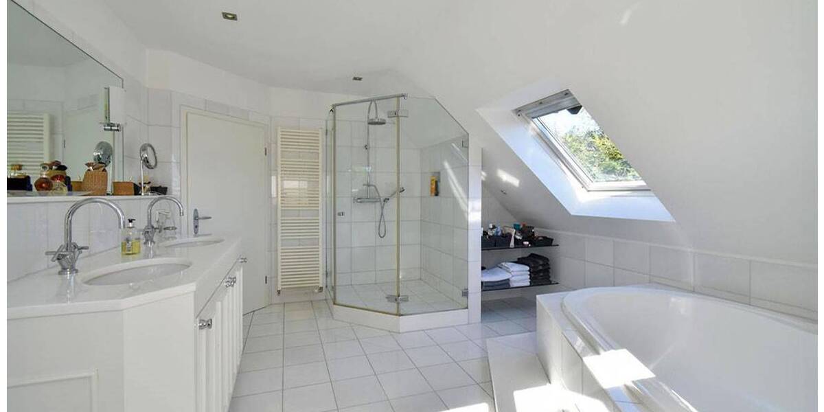 Einfamilienhaus Heiligenhaus Isenbügel - 7 Zimmer, 217 m&sup2;, 995.000&euro; | Angebot:26015012