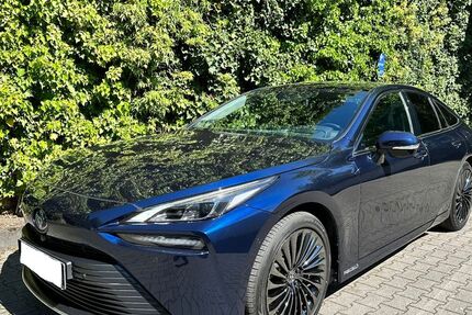 Toyota Mirai 22.000 km 14.990 &euro; Wuppertal 42281