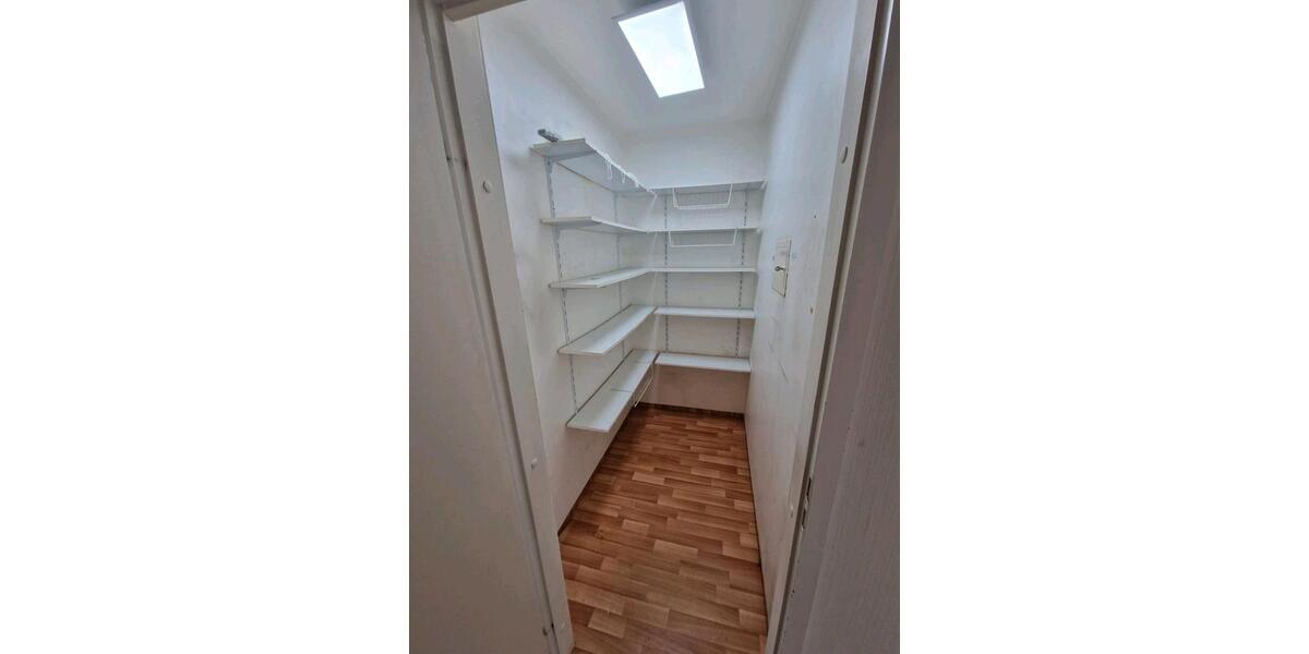 Etagenwohnung Wuppertal Cronenberg - 3.5 Zimmer, 72 m&sup2;, 164.000&euro; | Angebot:25843556