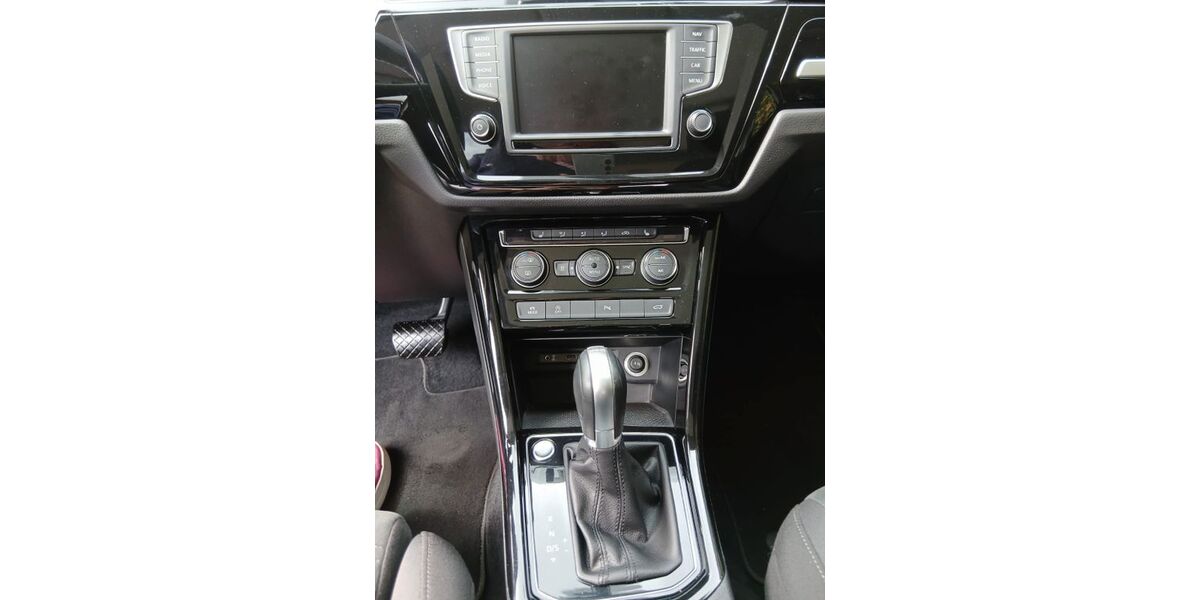 VW Touran 145.000 km 16.500 &euro; Ratingen 40878