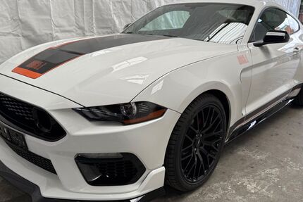 Ford Mustang 46.000 km 27.000 &euro; Düsseldorf 40589