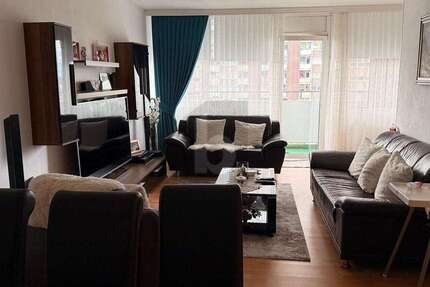 Wohnung Köln Rodenkirchen - 3 Zimmer, 82 m&sup2;, 165.000&euro; | Angebot:26246624