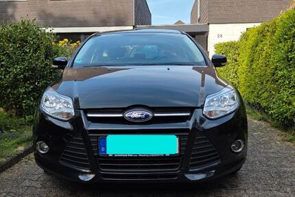 Ford Focus 131.000 km 5.200 &euro; Kaarst 41564