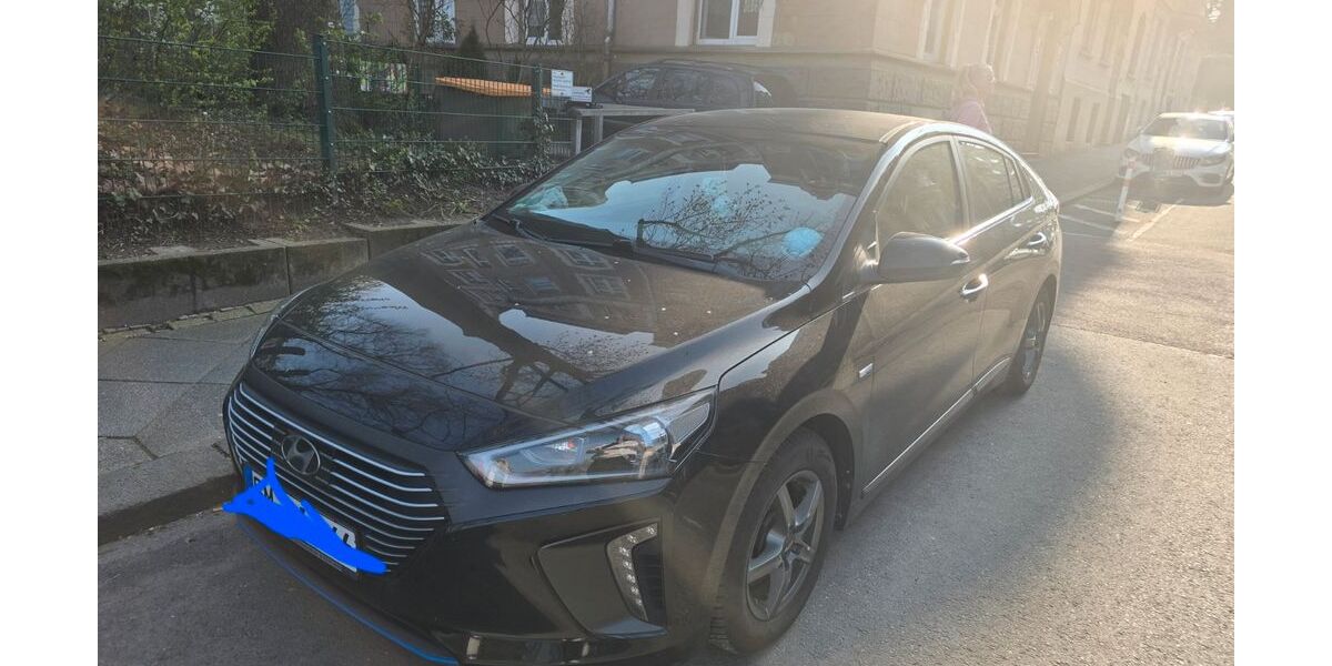 Hyundai IONIQ 104.000 km 12.900 &euro; Wuppertal 42285