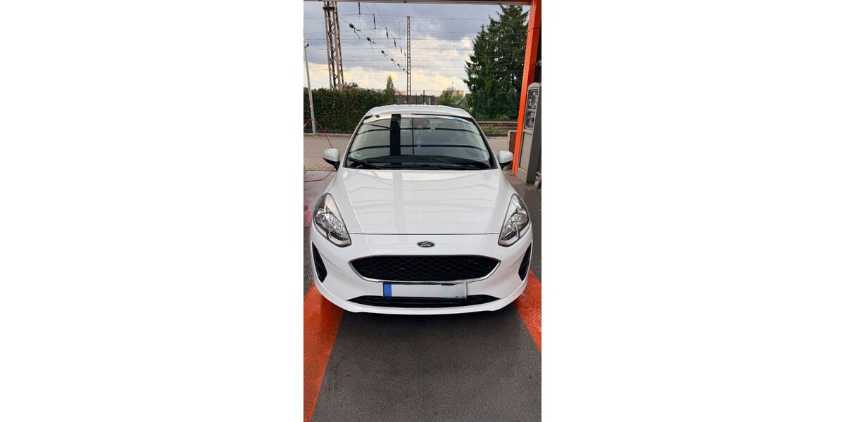 Ford Fiesta 87.000 km 7.800 &euro; Düsseldorf 40591