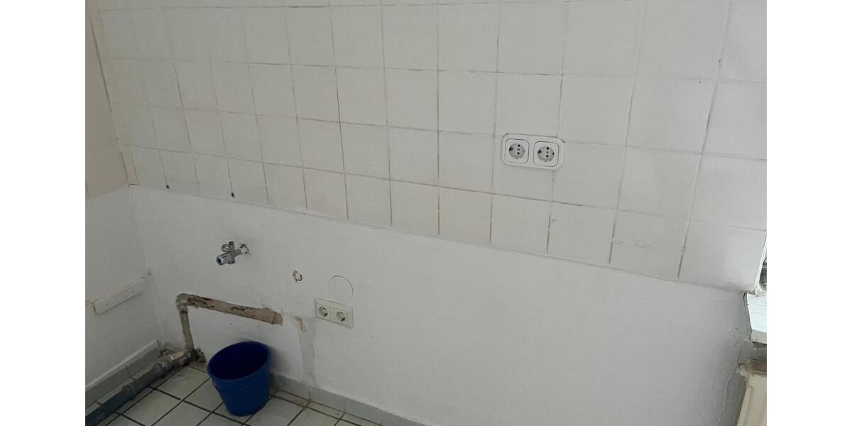 Etagenwohnung Burscheid - 2 Zimmer, 90 m&sup2;, 780&euro; | Angebot:25294112