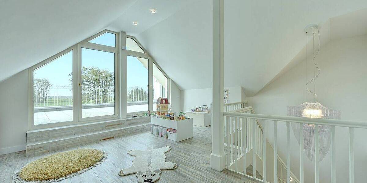 Einfamilienhaus Düsseldorf Hubbelrath - 9 Zimmer, 485 m&sup2;, 2.990.000&euro; | Angebot:26204659