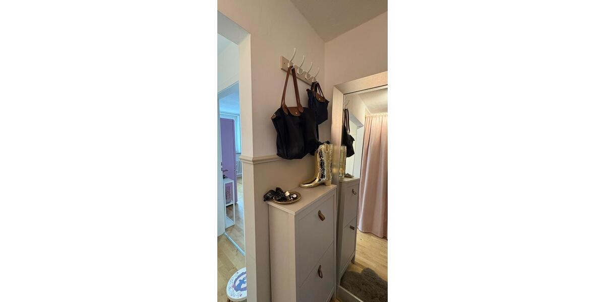 Etagenwohnung Mülheim an der Ruhr - 1 Zimmer, 27 m&sup2;, 374&euro; | Angebot:26300554